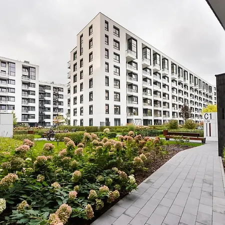 Zoliborz Obsidian By Bookinghost *