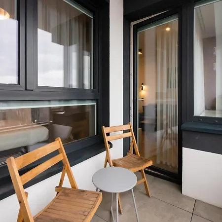 Zoliborz Obsidian By Bookinghost