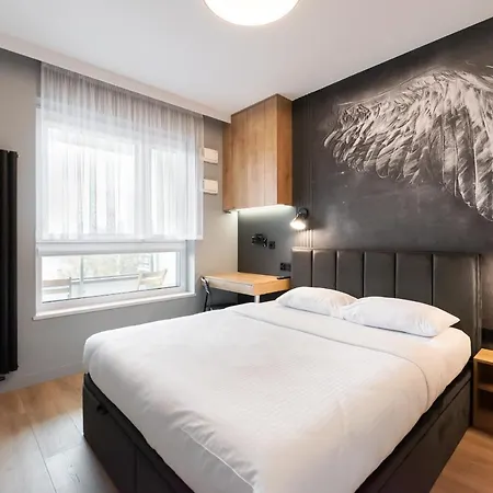 Zoliborz Obsidian By Bookinghost Lejlighed *