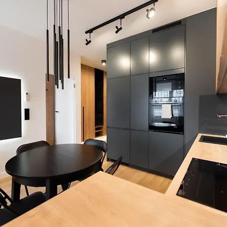 Zoliborz Obsidian Apartament *