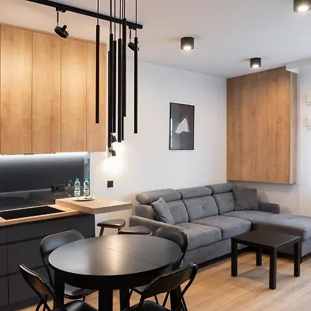 Zoliborz Obsidian By Bookinghost Apartment Warschau